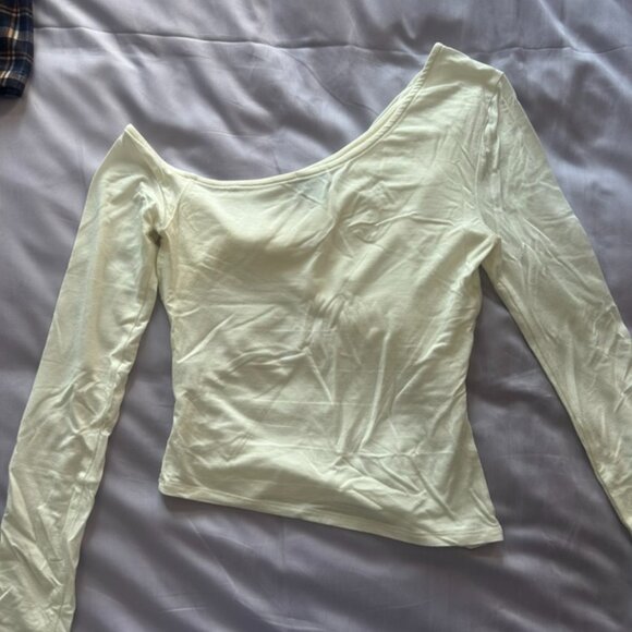 Geel Nico Twist Long Sleeve Top in White - Picture 6 of 9